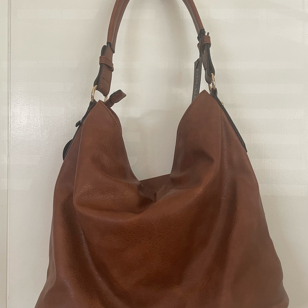 Brand New Deluxity Los Angeles Chic handbag Tan Faux Leather Hobo Bag purse nice - Picture 5 of 9